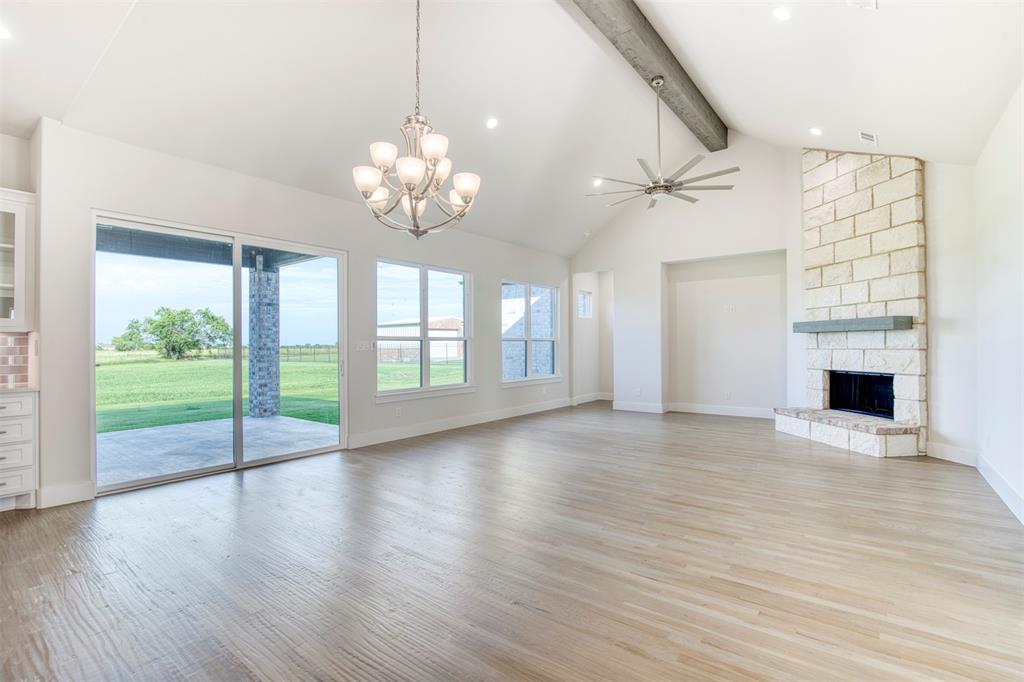 1376 Shadow Lakes Drive Property Photo 4
