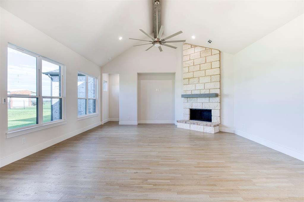 1376 Shadow Lakes Drive Property Photo 10