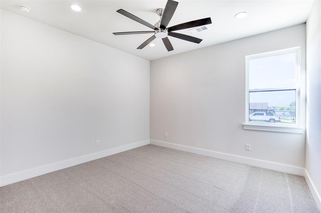1376 Shadow Lakes Drive Property Photo 20