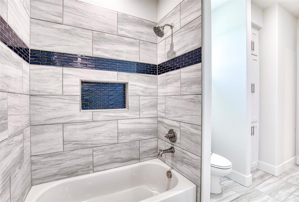 1376 Shadow Lakes Drive Property Photo 22