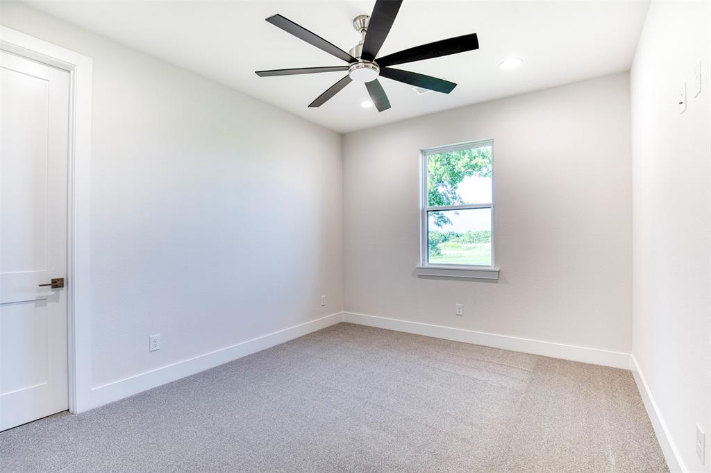 1376 Shadow Lakes Drive Property Photo 24