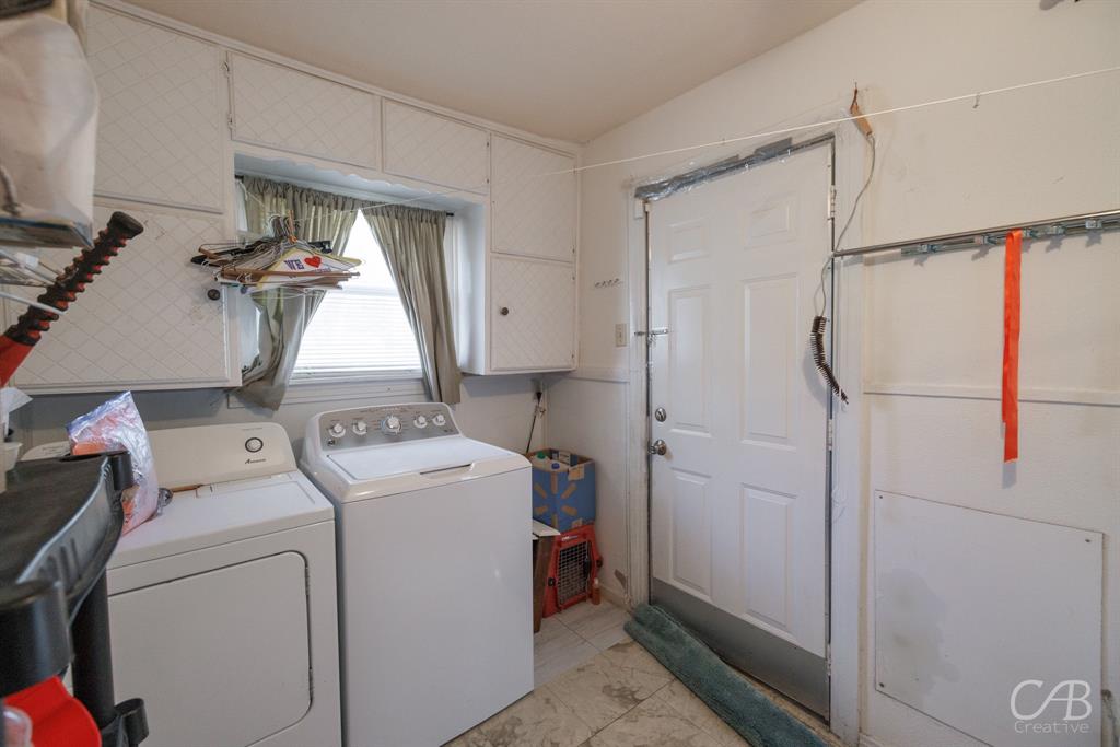 1406 W Commerce Street Property Photo 15
