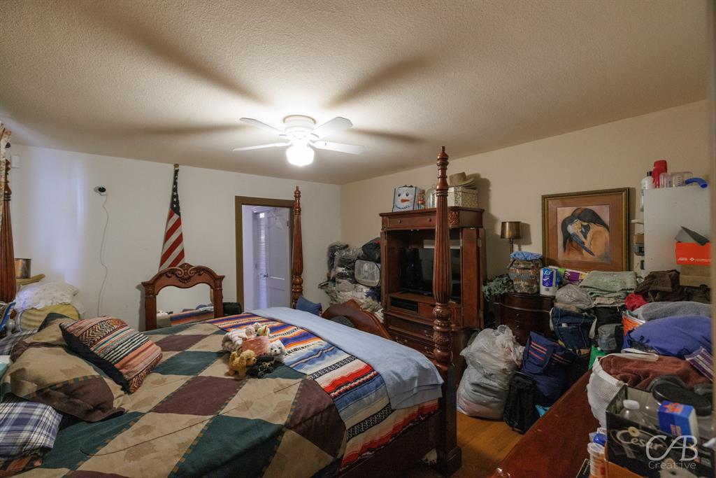 1406 W Commerce Street Property Photo 21