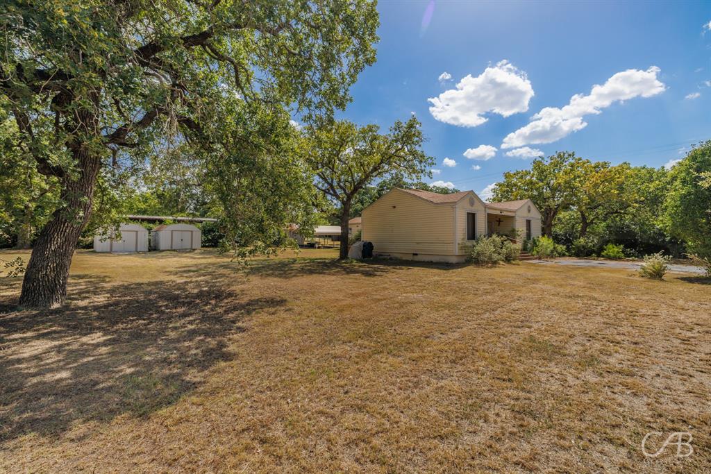 1406 W Commerce Street Property Photo 29