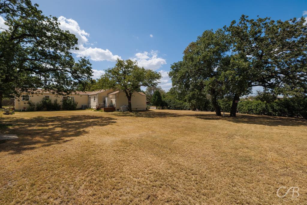 1406 W Commerce Street Property Photo 30