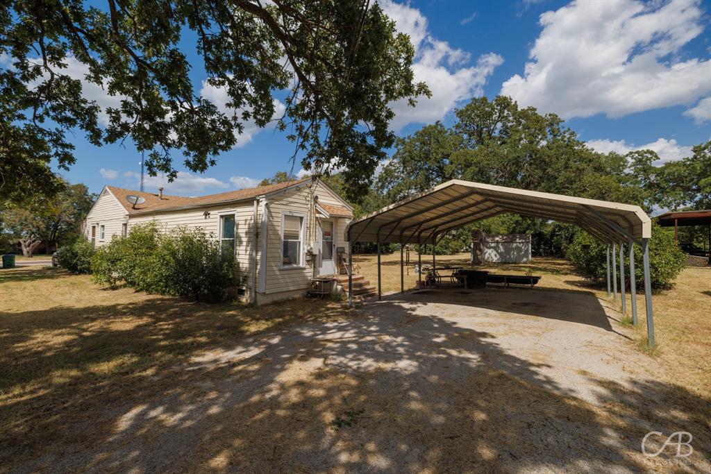 1406 W Commerce Street Property Photo 34