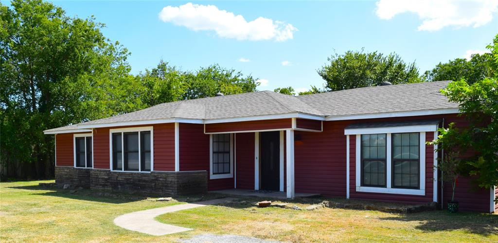 2435 Old Mineral Wells Highway Property Photo 1