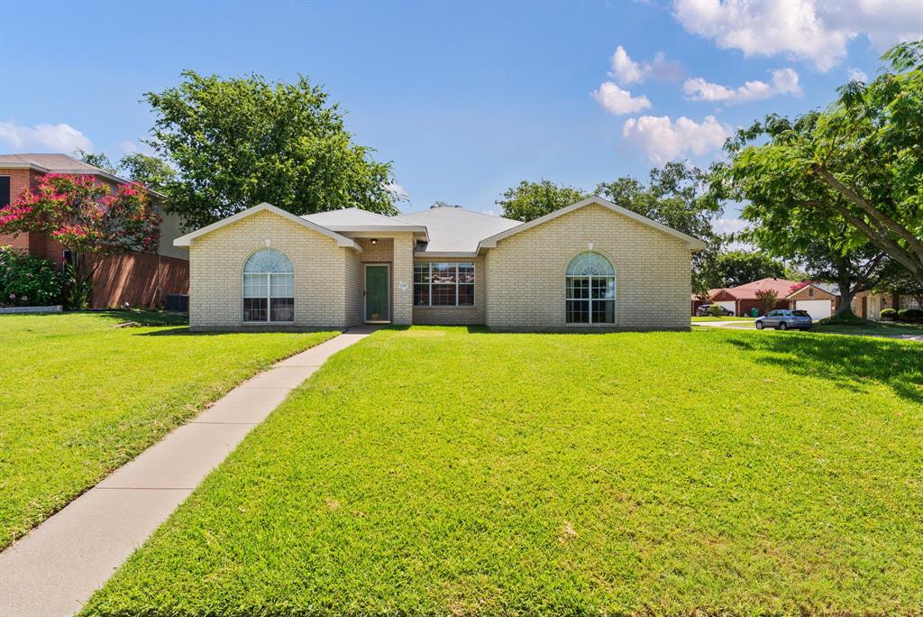 2201 Calumet Drive