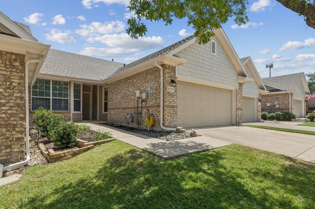 3120 Apple Tree Drive