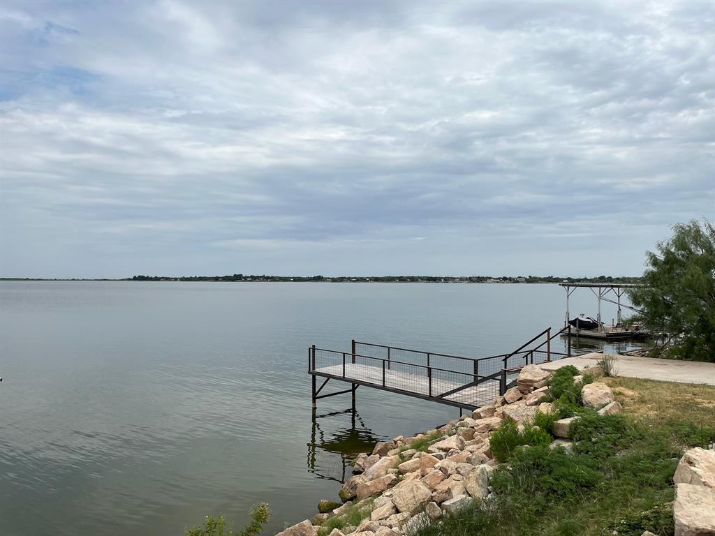 117 Arrow Point Property Photo 1
