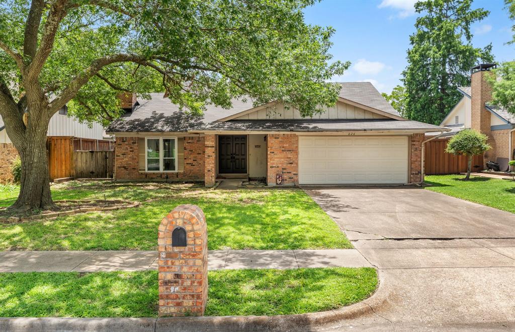 826 Via Valencia Property Photo 1