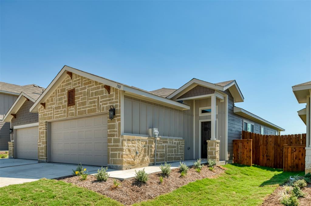708 Harvest Moon Drive Property Photo 1