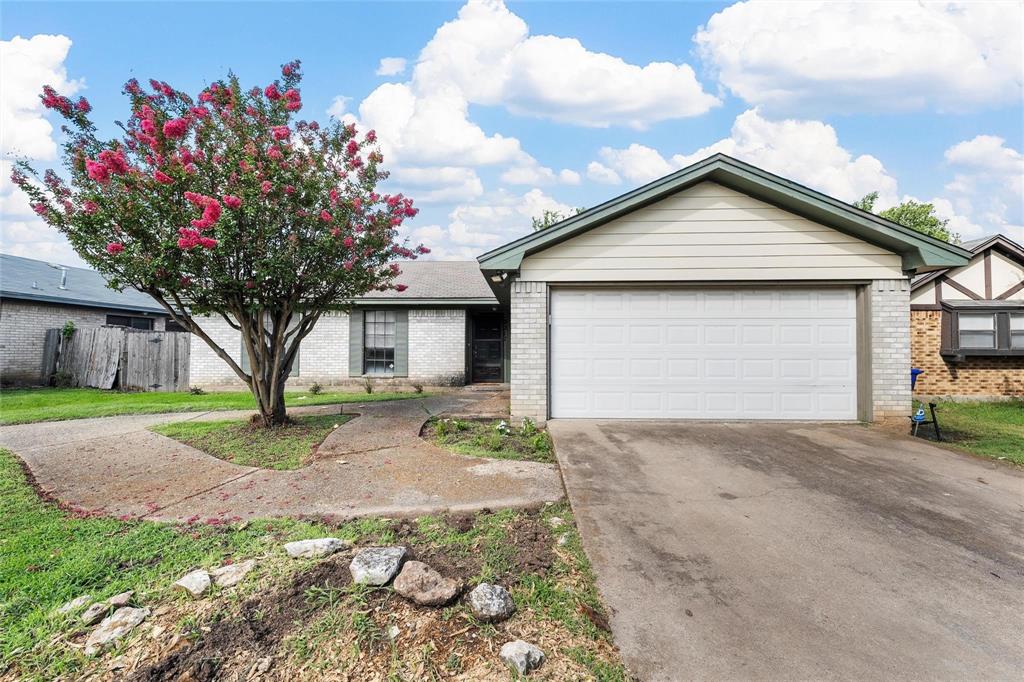 2217 Ramada Drive Property Photo 1