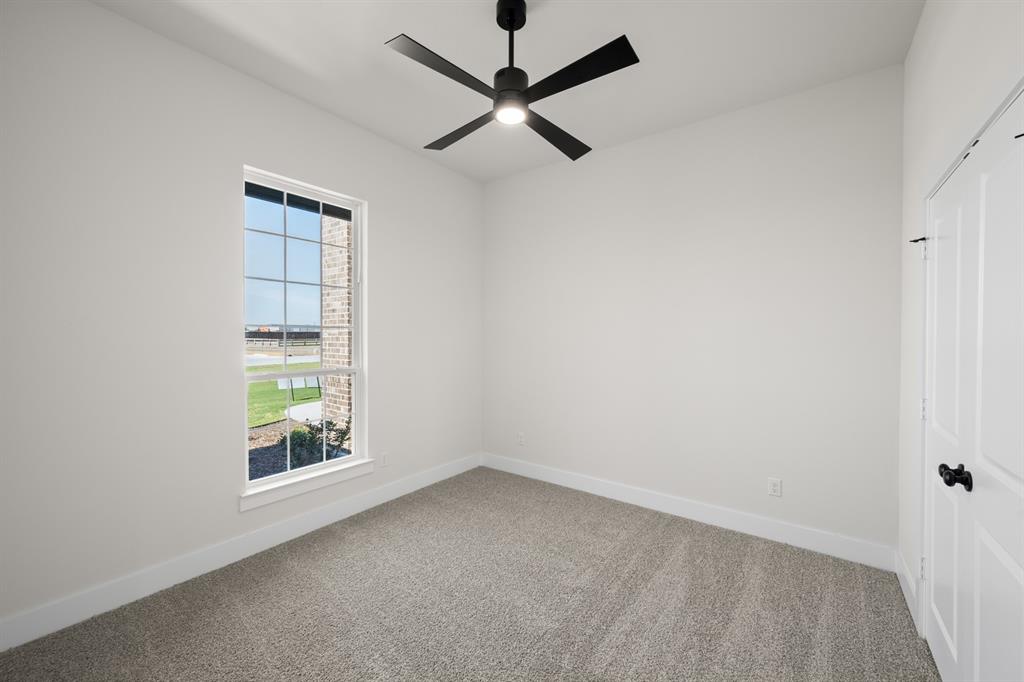 9420 Bluestem Lane Property Photo 15