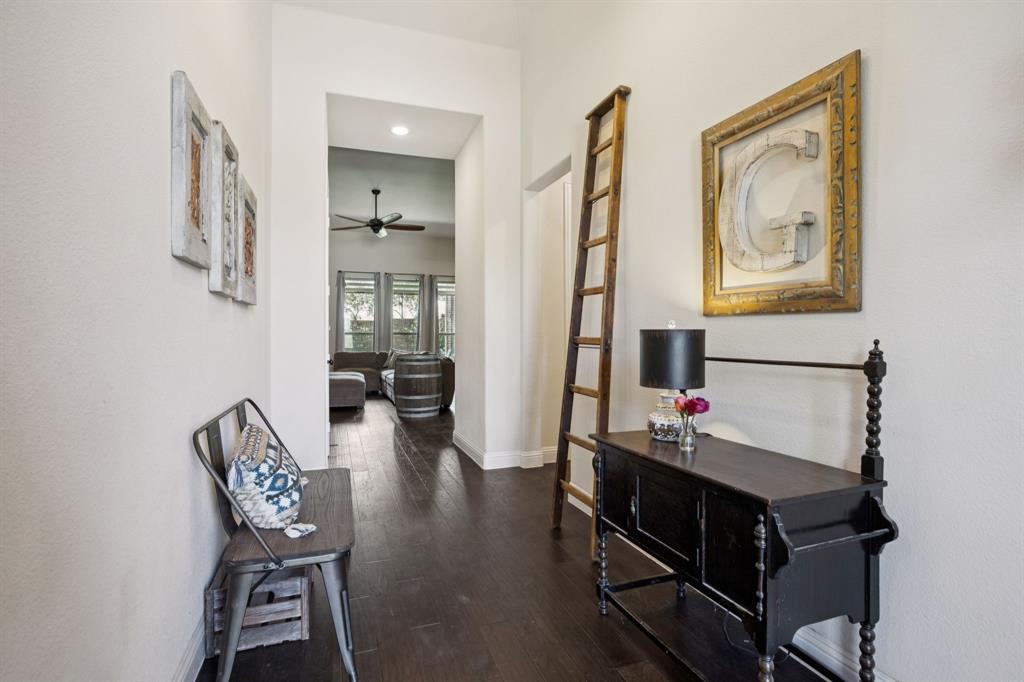9627 Beckett Drive Property Photo 4