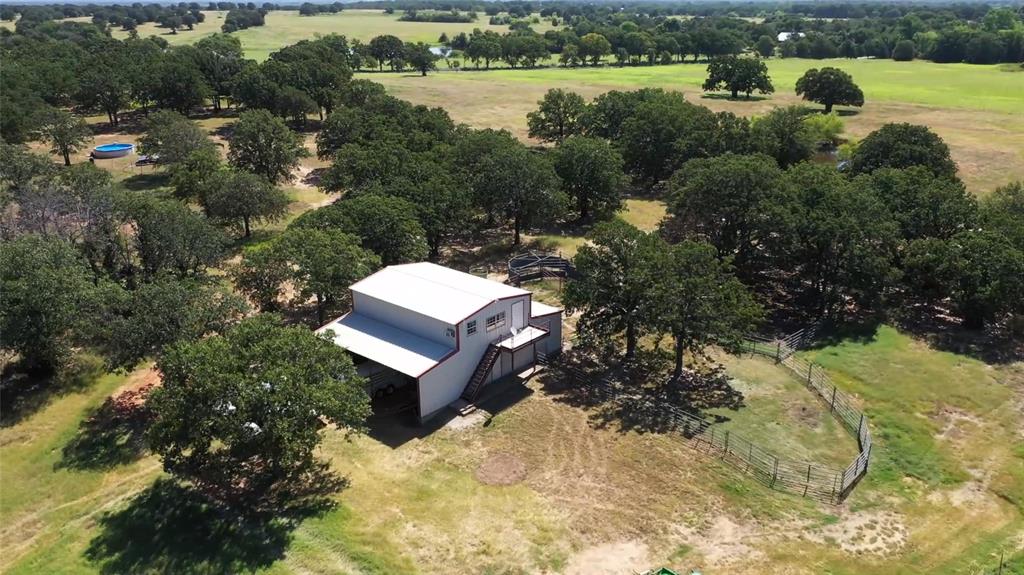2642 Huddleston Property Photo 6