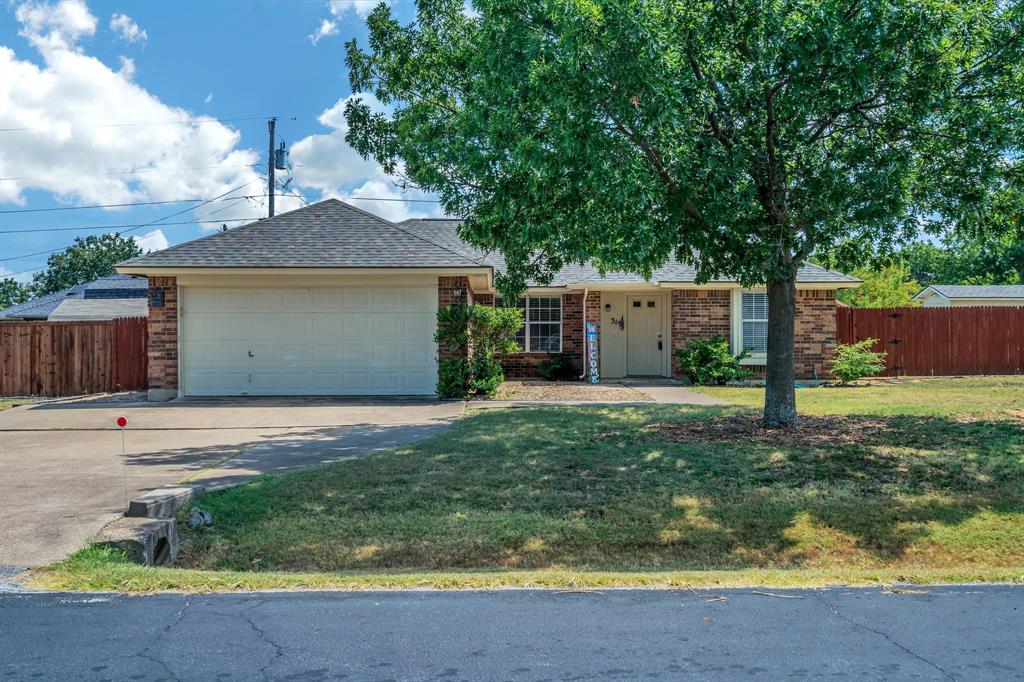 319 Branson Road Property Photo 1