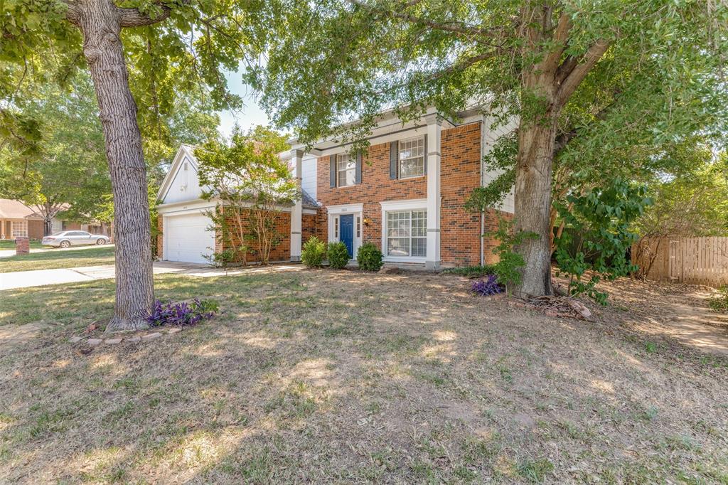 6864 Dogwood Court Property Photo 1