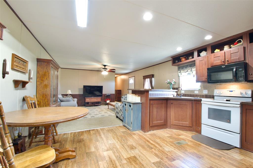 262 County Road 173 Road Property Photo 5