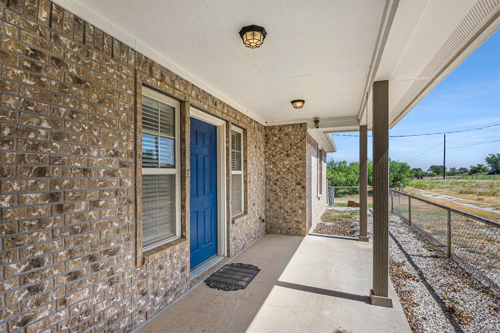 1780 Fm 4 Property Photo 1