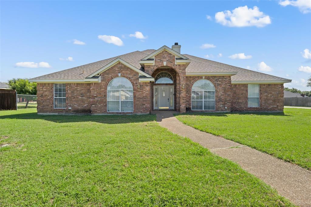 612 Saratoga Drive Property Photo 1