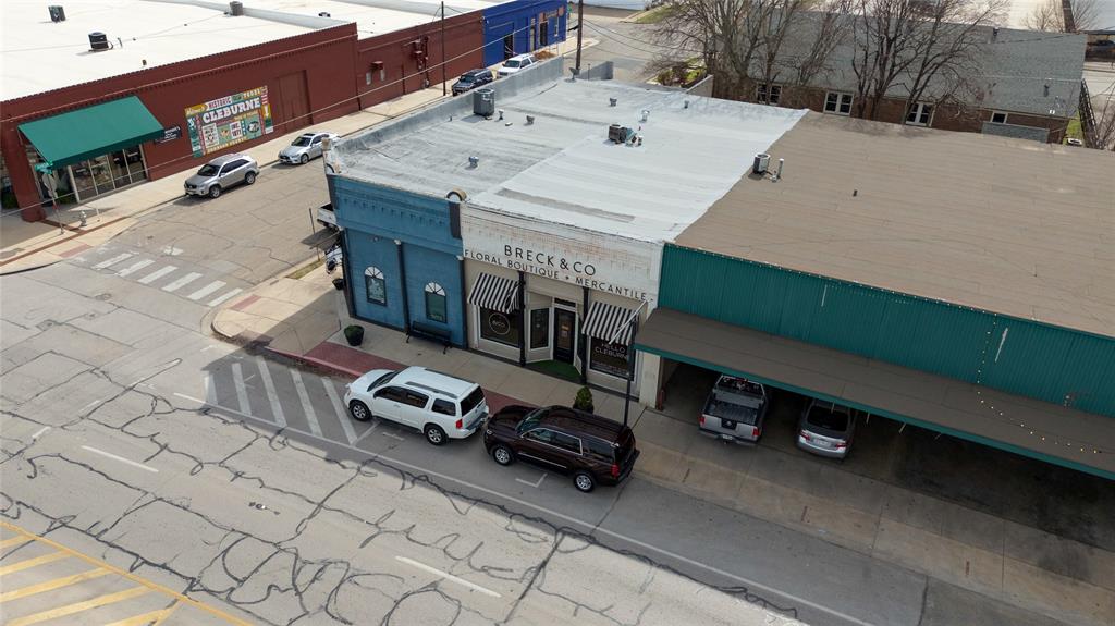 214 E Chambers Street Property Photo 2