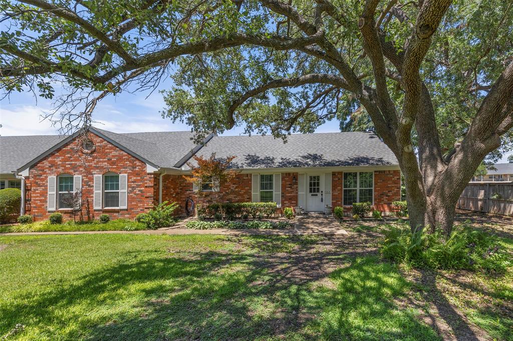 1155 Roaring Springs Road Property Photo 3