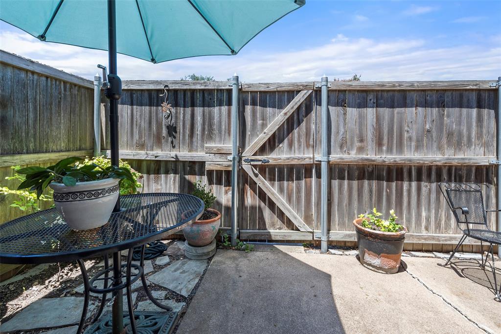 1155 Roaring Springs Road Property Photo 24