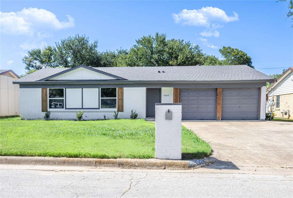 4604 Parkwood Drive Property Photo 1