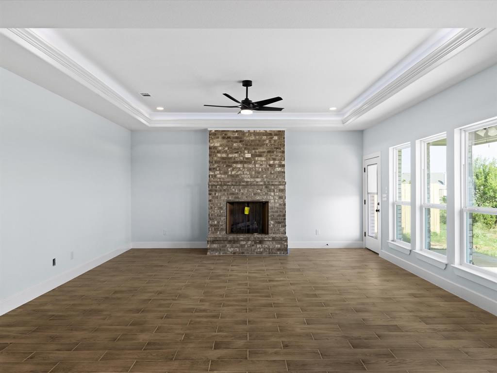 1013 Magnolia Court Property Photo 11