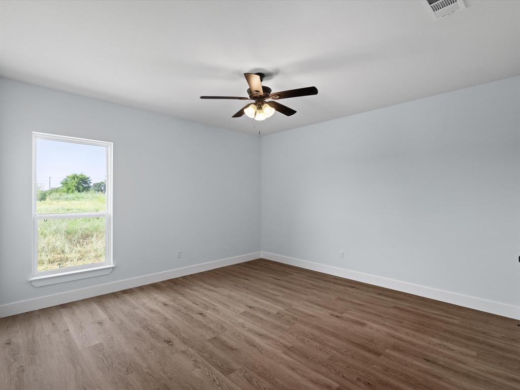 1013 Magnolia Court Property Photo 23