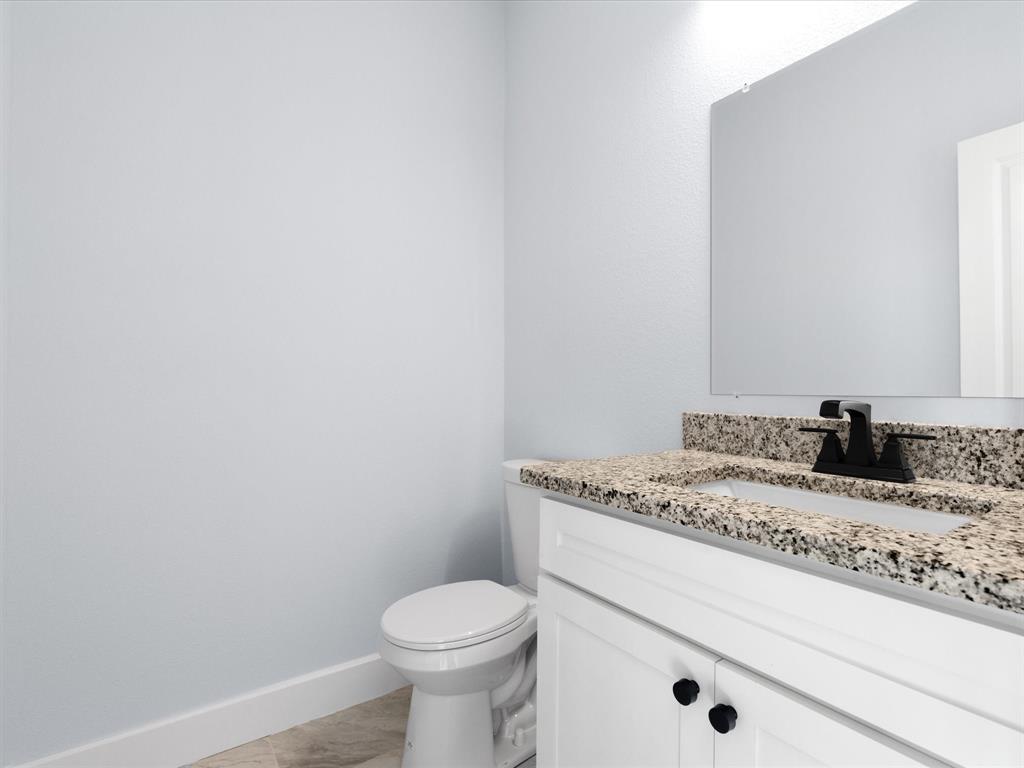 1013 Magnolia Court Property Photo 27