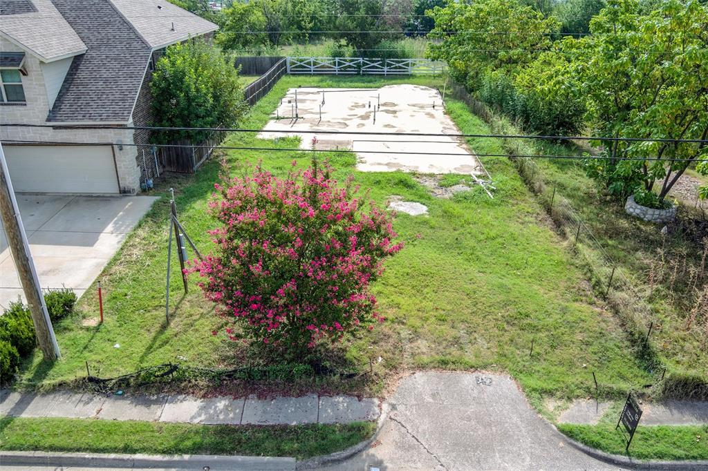 630 N Irving Heights Drive Property Photo 2
