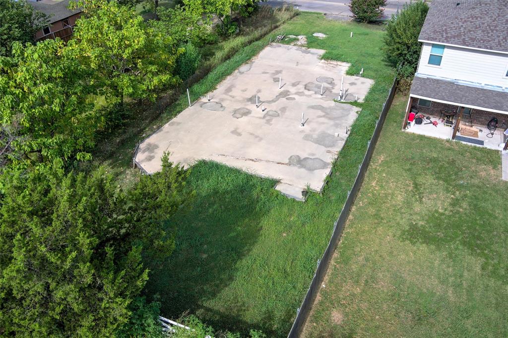 630 N Irving Heights Drive Property Photo 7