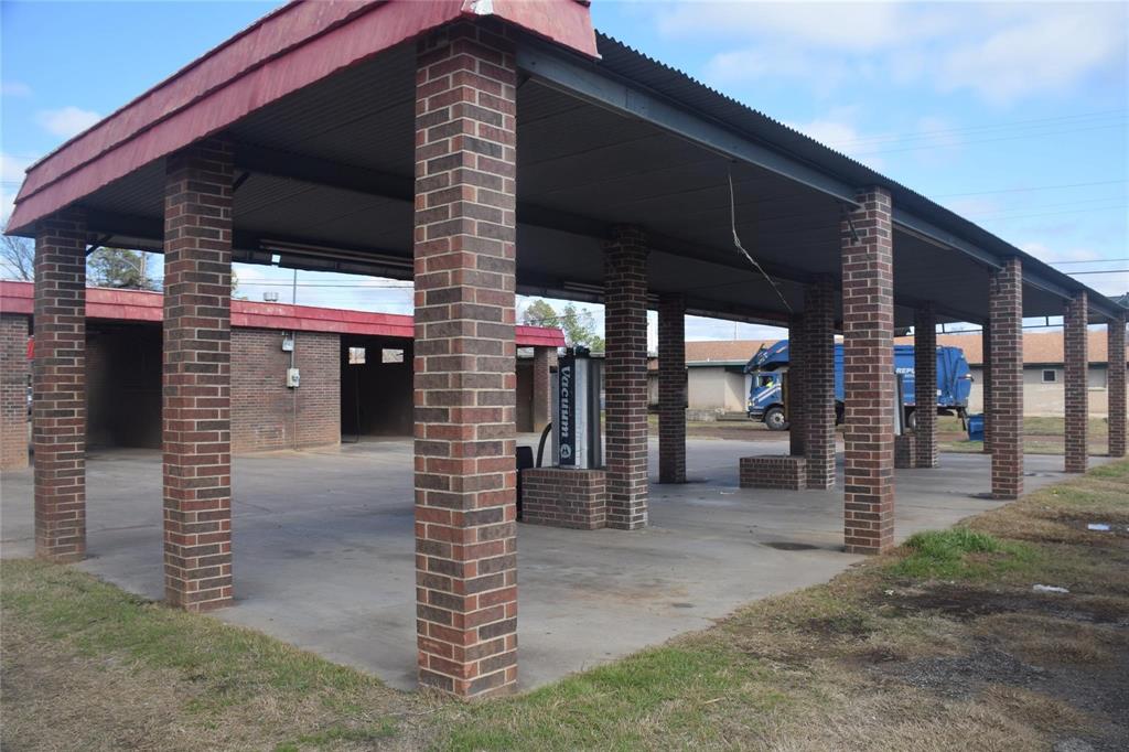 324 E Coke Road Property Photo 1