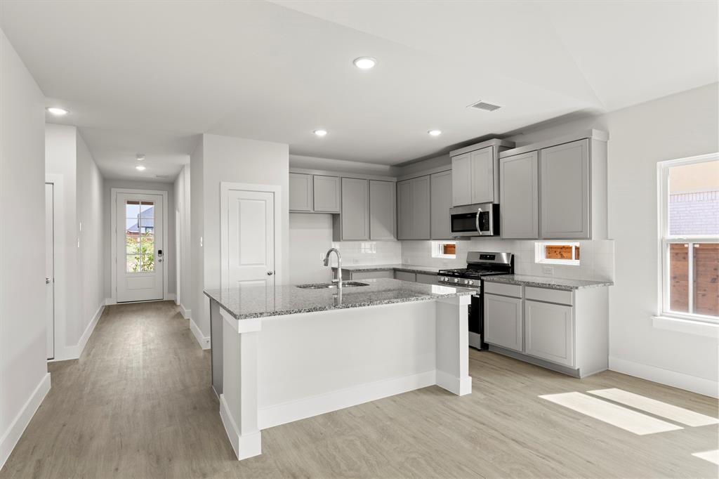 2020 Jasper Meadows Property Photo 4