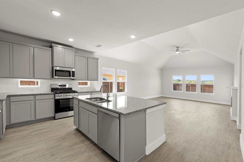 2020 Jasper Meadows Property Photo 5