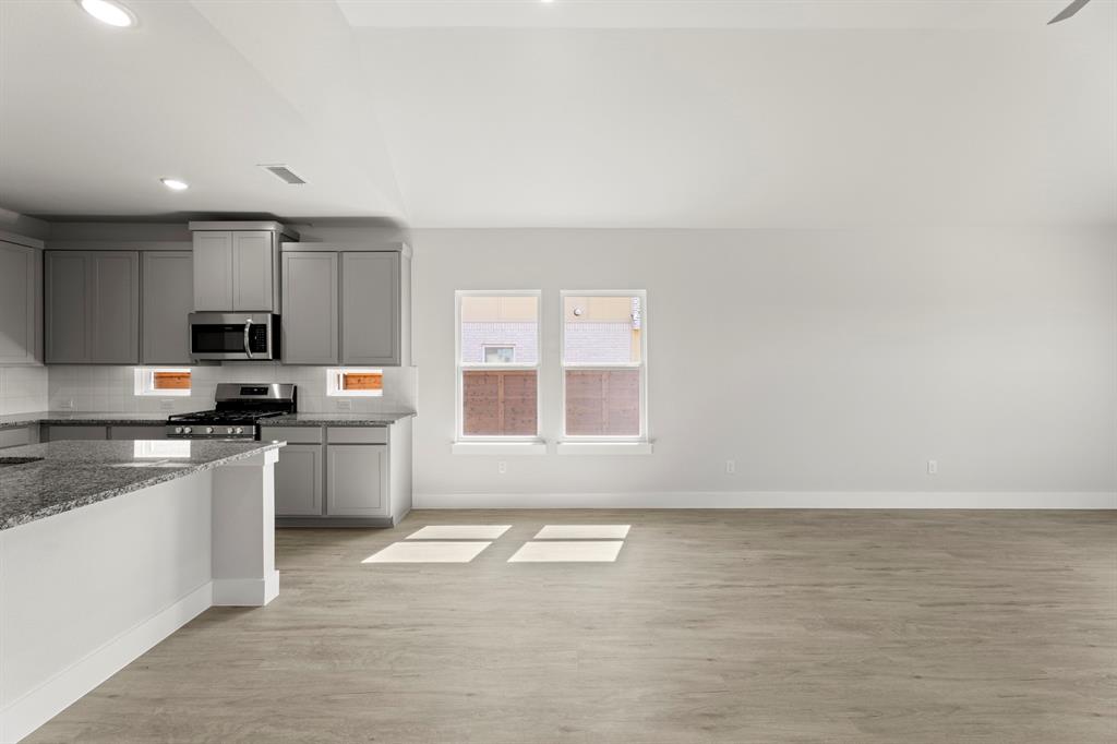 2020 Jasper Meadows Property Photo 7