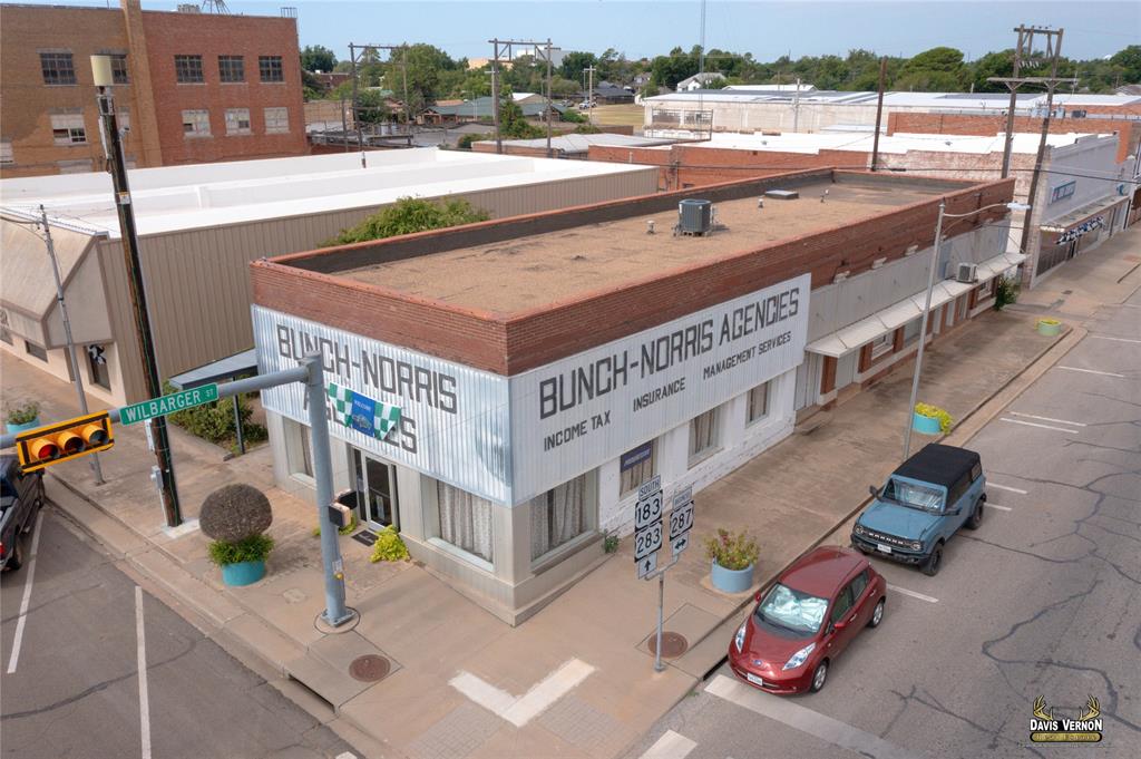 1800 Main Street Property Photo 1