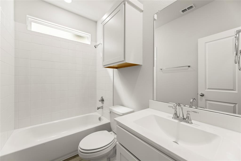 1817 Jasmine June Property Photo 7