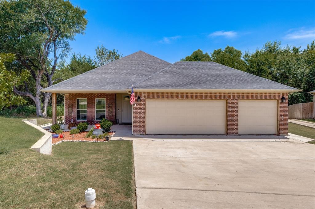 1501 Fairway Drive Property Photo 1
