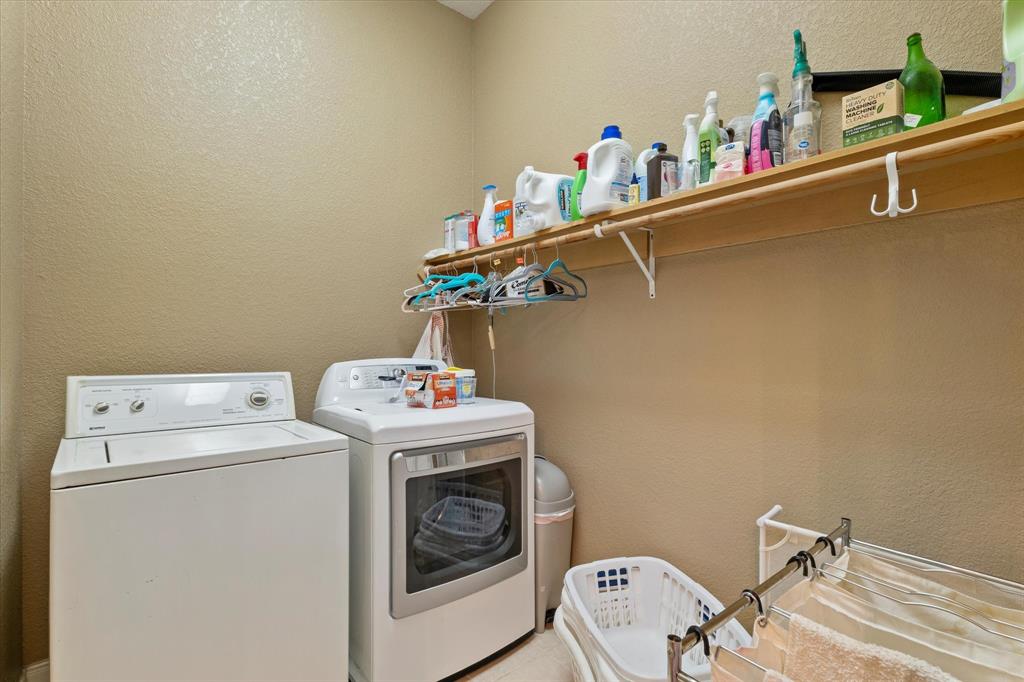 2801 Agnes Circle Property Photo 25