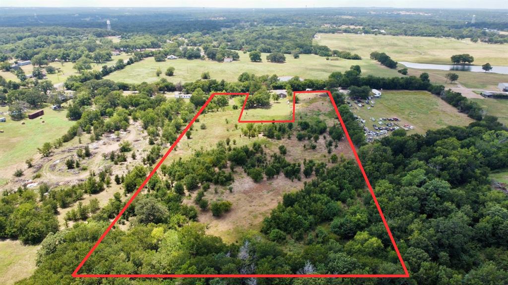 194 Middle Road Property Photo 1