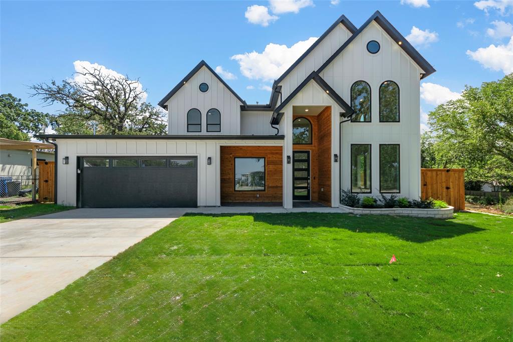 1713 W Highland Drive