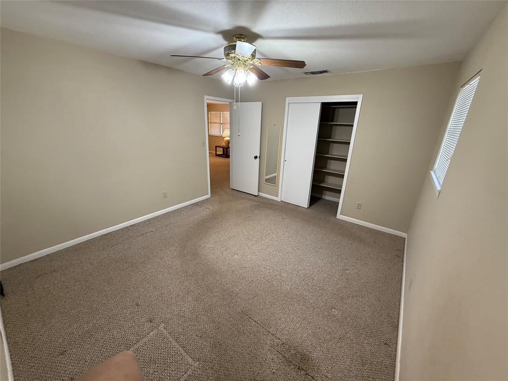 105 W Elm Street Property Photo 13