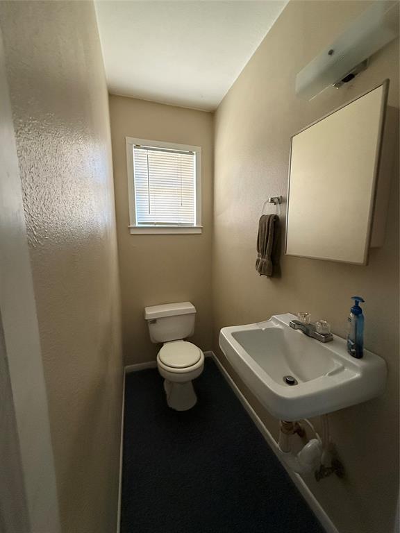 105 W Elm Street Property Photo 17