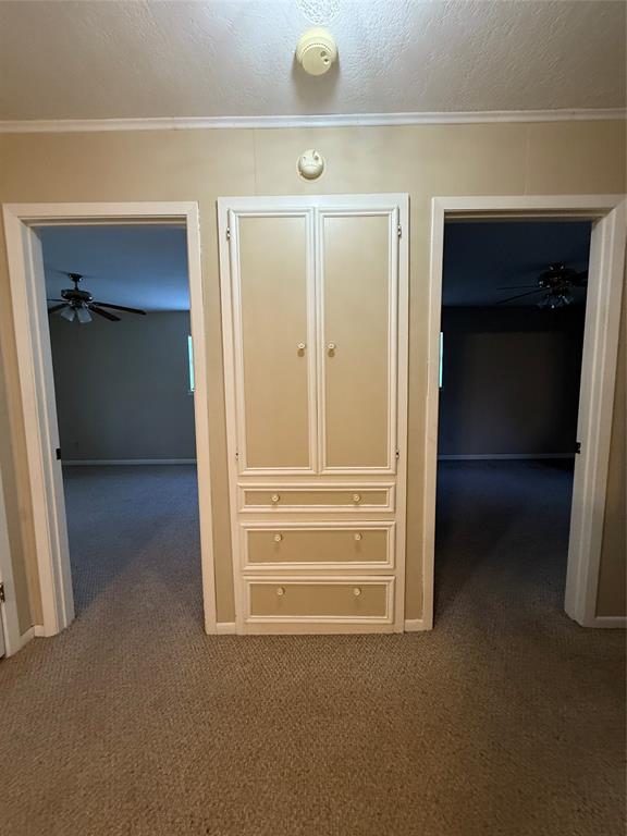 105 W Elm Street Property Photo 18