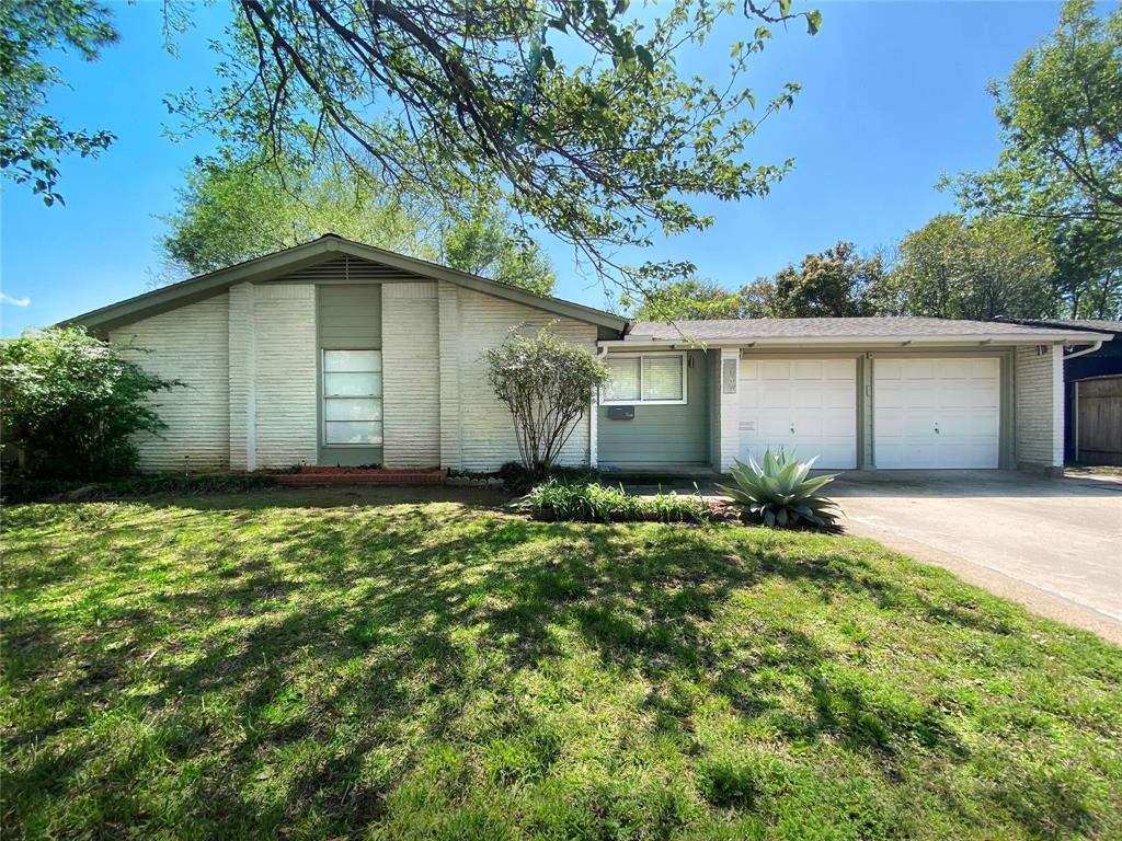 306 W Northgate Drive Property Photo 1