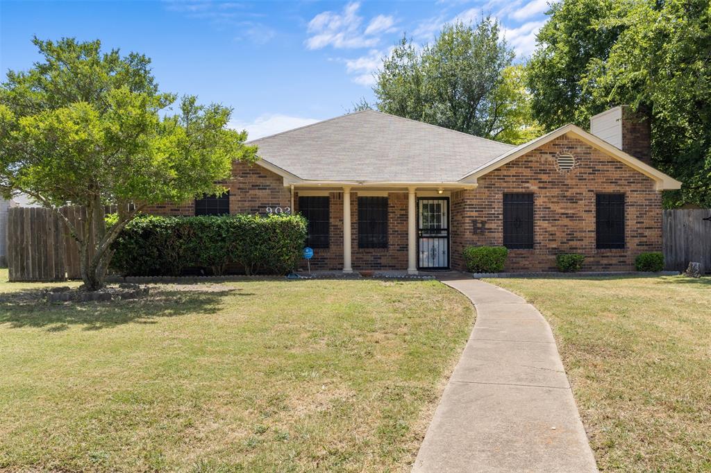 902 Wayne Avenue Property Photo 1