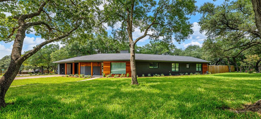 5205 Lockwood Drive Property Photo 4